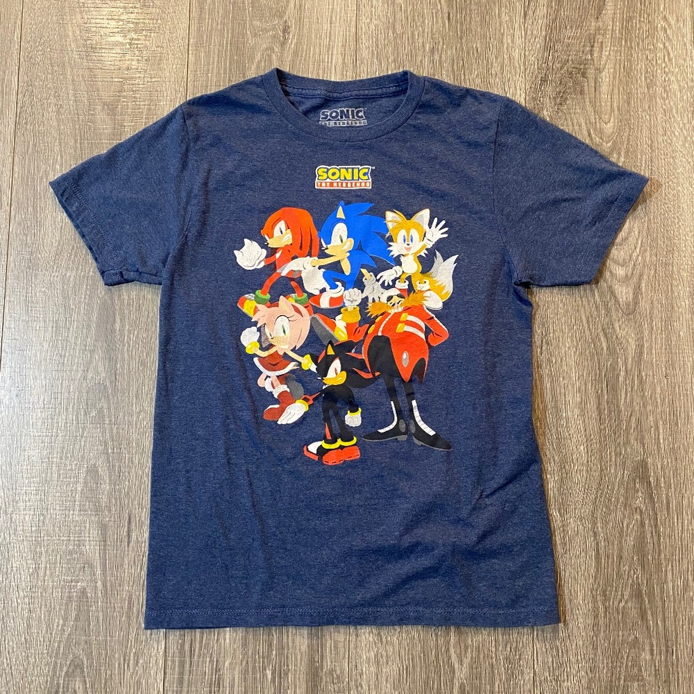 SONIC GRAPHIC BABY TEE